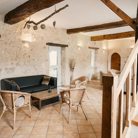 Domaine De Villot Ξενοδοχείο Sainte-Colombe-de-Villeneuve Εξωτερικό φωτογραφία